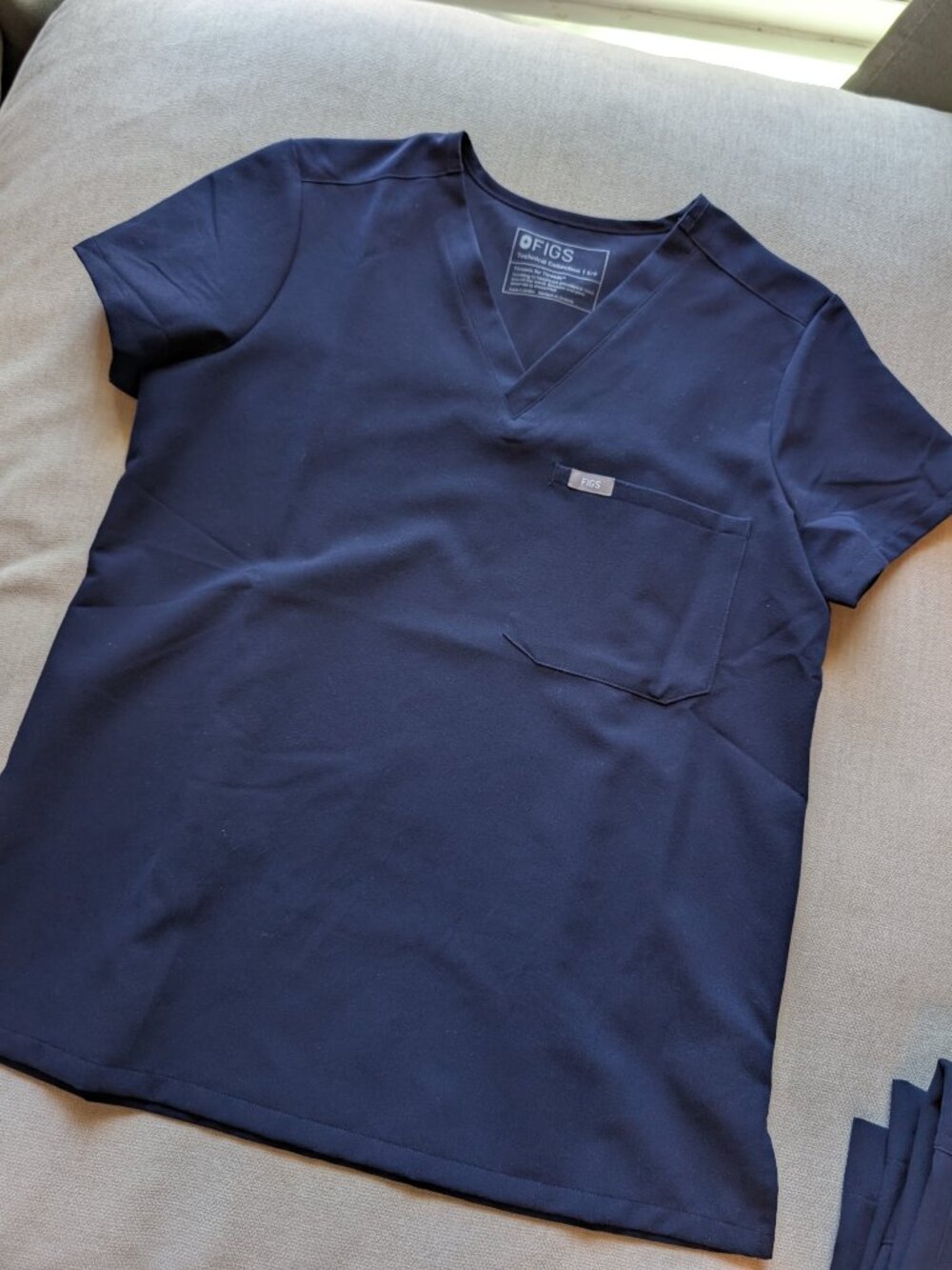 Figs Wide Leg Scrub Set - Picture 6 of 6